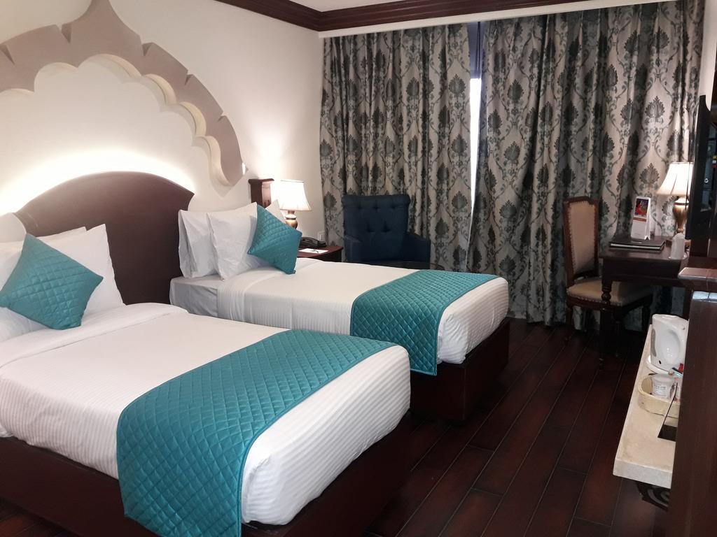 Comfort Inn Sapphire - A Inde Hotel Jaipur Dış mekan fotoğraf